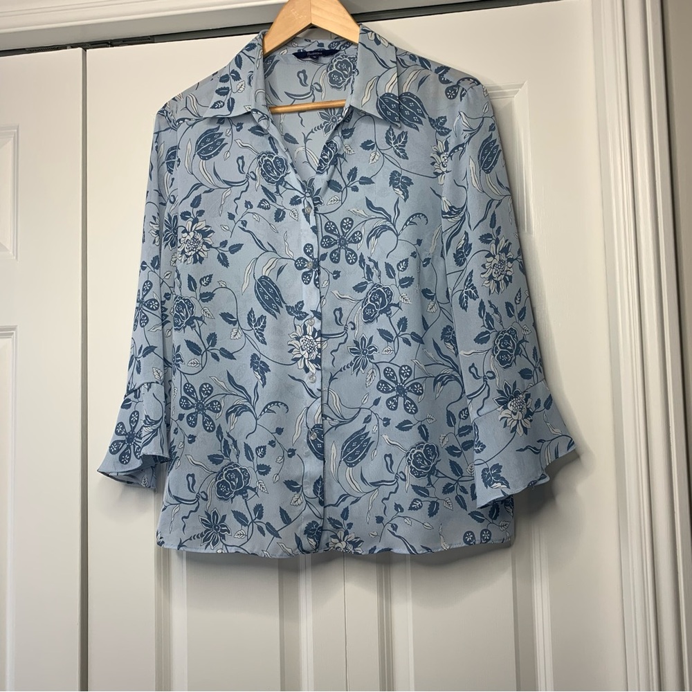 Reitmans Blue Floral Blouse With Frill Cuff Women’s Size US XL